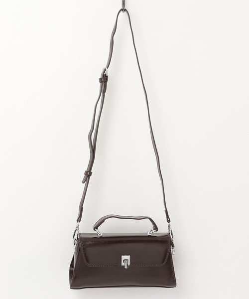 NUJOH(ヌゾ)の「Buckle Mini Shoulder Bag / バックル ミニ ショルダーバッグ(ショルダーバッグ・レディース・ワイン/ブラック・FREE)」の5枚目の写真
