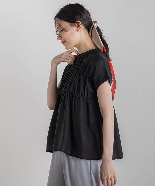 Droite lautreamont(ドロワットロートレアモン)の「【WEB限定】シルキーシャーリングブラウス≪手洗い可能≫(シャツ/ブラウス・レディース・オフホワイト/ブラウン/ブラック・M)」の14枚目の写真