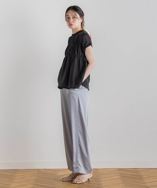 Droite lautreamont(ドロワットロートレアモン)の「【WEB限定】シルキーシャーリングブラウス≪手洗い可能≫(シャツ/ブラウス・レディース・オフホワイト/ブラウン/ブラック・M)」の17枚目の写真