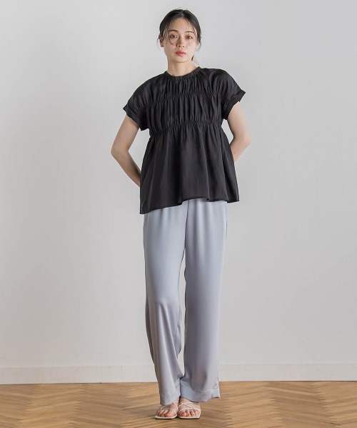 Droite lautreamont(ドロワットロートレアモン)の「【WEB限定】シルキーシャーリングブラウス≪手洗い可能≫(シャツ/ブラウス・レディース・オフホワイト/ブラウン/ブラック・M)」の19枚目の写真