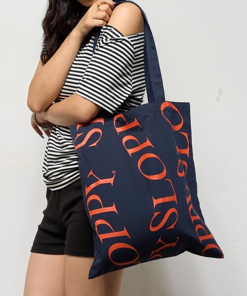 WHO'S WHO gallery（フーズフーギャラリー）の「【SLOPPY/スロッピー】ロゴトート（トートバッグ・レディース・ネイビー/ブラック/イエロー/レッド/ブラウン/ブルー/カーキ/ブラウン系その他/ブラック系その他/グリーン/ホワイト・FREE）」の19枚目の写真