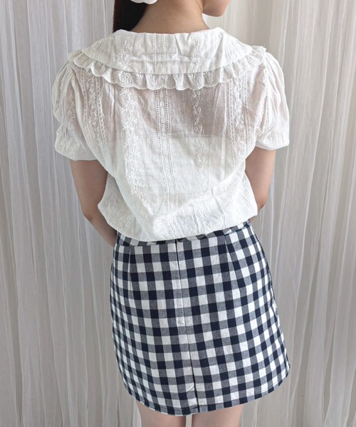 frunco（フランコ）の「【ZOZO限定】襟付きローズボタンブラウス（シャツ/ブラウス・レディース・ホワイト・MEDIUM）」の3枚目の写真