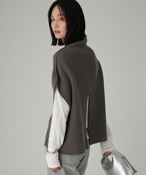 BABYLONE(バビロン)の「ハイネックアゼポンチョ(ベスト・レディース・チャコール/オフホワイト・フリー)」の17枚目の写真