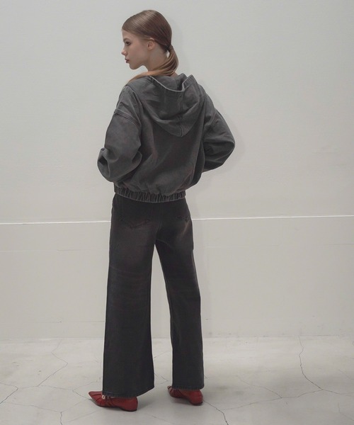 Mirette（ミレット）の「ヴィンテージライクデニムフーディー / Vintage Washed Denim Hoodie（パーカー・レディース・ブルー/ブラック・FREE）」の14枚目の写真