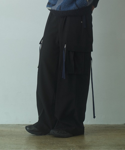 PHILTHEORY(フィルセオリー)の「String cargo slacks / ストリングカーゴスラックス(カーゴパンツ・メンズ・ブラック系/ブラック・3/2/1)」の16枚目の写真