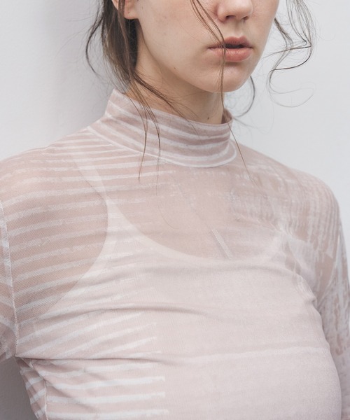 tageechita(タジチタ)の「【tageechita】ニュアンスアート シアーメッシュトップス(Tシャツ/カットソー・レディース・ベージュ・S/M/L)」の7枚目の写真