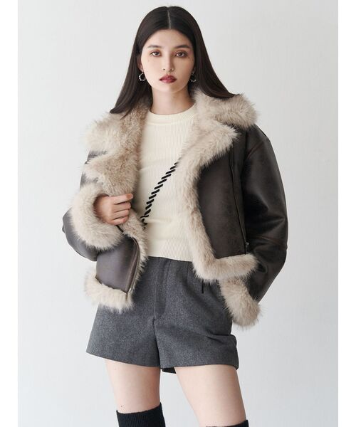 アンイーブンショートフェイクムートンジャケット（ムートン
