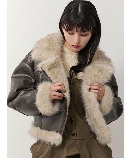 MURUAムートンジャケット 毎年大人気のmuruaムートンジャケット❄️♡ 今年バージョンのも