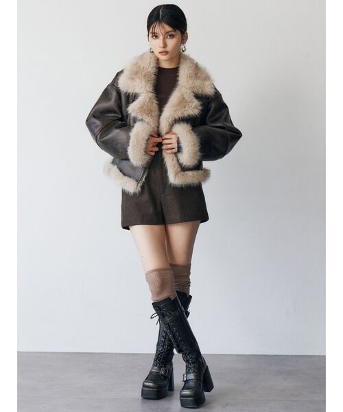 アンイーブンショートフェイクムートンジャケット（ムートン