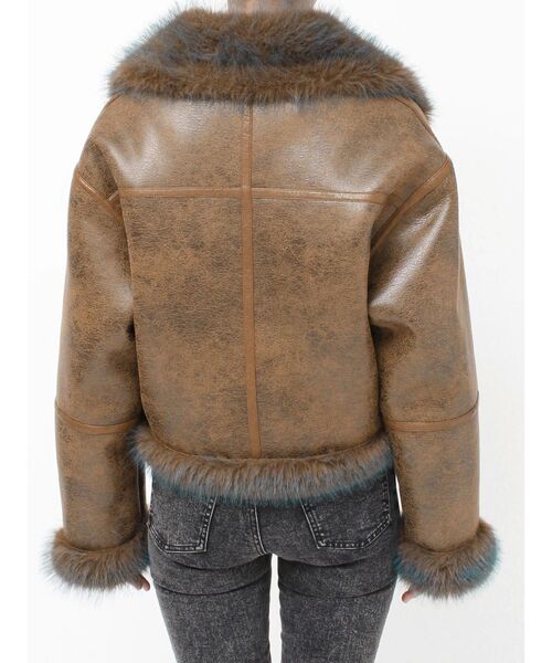 MURUA（ムルーア）の「アンイーブンショートフェイクムートン