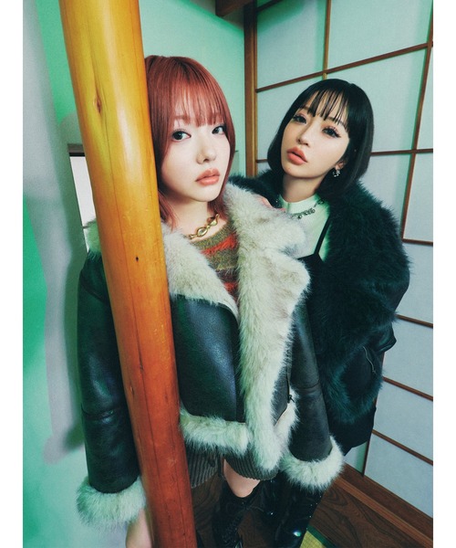 MURUA（ムルーア）の「アンイーブンショートフェイクムートンジャケット（ムートンコート・レディース・ブラック/アイボリー/キャメル/カーキ/ブラウン・FREE）」の7枚目の写真