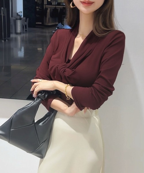 CHARME BY MICOLA(シャルムバイミコラ)の「今年っぽい♪リボンネクタイトップス(Tシャツ/カットソー・レディース・ブラック/バーガンディー/ホワイト・FREE)」の8枚目の写真