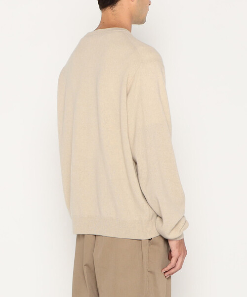 DANTON（ダントン）の「MEN'S LAMBSWOOL CREW NECK KNIT PULLOVER（ニット/セーター・メンズ・ブラック/グレイッシュベージュ/ブラウン系その他/オートミール/ダークグレー/レッド/パープル系その他/ライトグレー/ブルー系その他/ダークグリーン・40/42/44/38）」の15枚目の写真