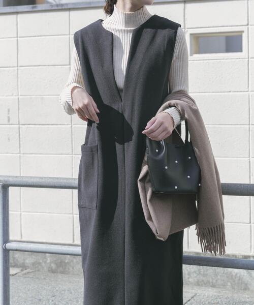 ITEMS URBANRESEARCH（アイテムズ アーバンリサーチ）の「『洗濯可』モチモチハイネックリブニット（ニット/セーター・レディース・ブラック/ホワイト系その他/ブルー/カーキ/アイボリー/レッド・FREE）」の2枚目の写真