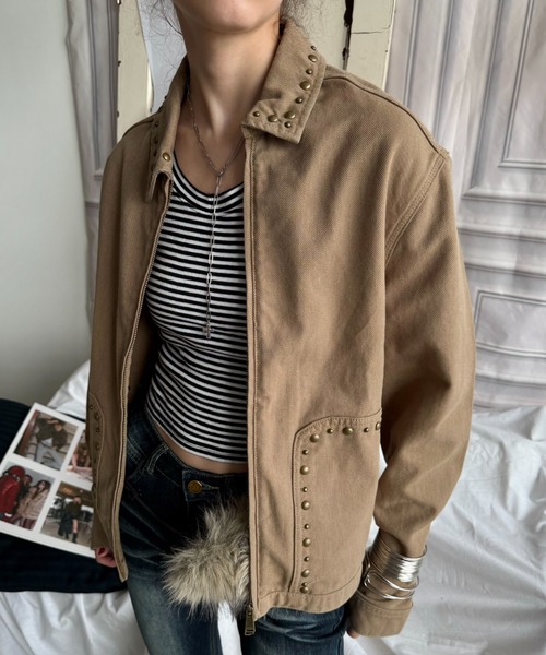 SHAGGIE（シャギー）の「【ユニセックス】スタッズ付きダブルファスナージャケット（その他アウター・メンズ・ブラック/ベージュ・FREE）」の18枚目の写真