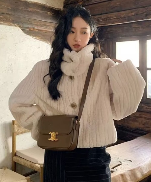 セール】ショート丈フェイクファージャケット／アイボリー・グレー