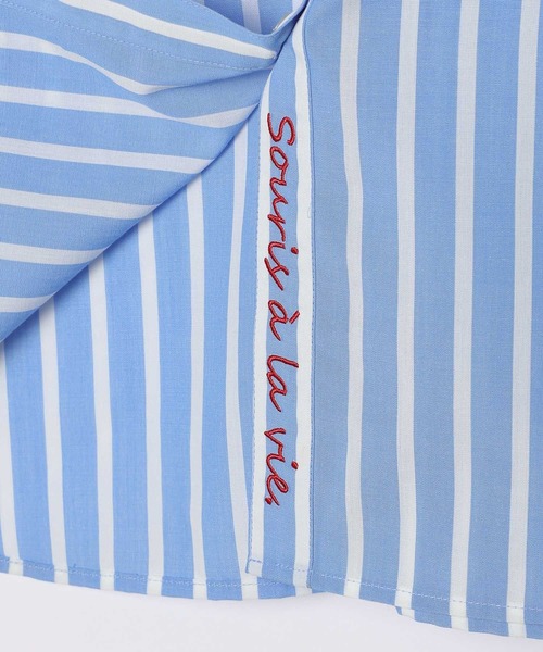 LEPSIM（レプシィム）の「ワンポイントベーシックシャツ　582331（シャツ/ブラウス・レディース・グレー/ブラウン/オフホワイト/ブルー・FREE）」の21枚目の写真