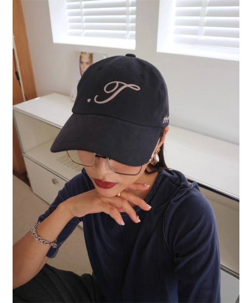 TRUNC（トランクエイティーエイト）の「T LOGO Cap（キャップ・レディース・ネイビー/ボルドー・FREE）」の18枚目の写真