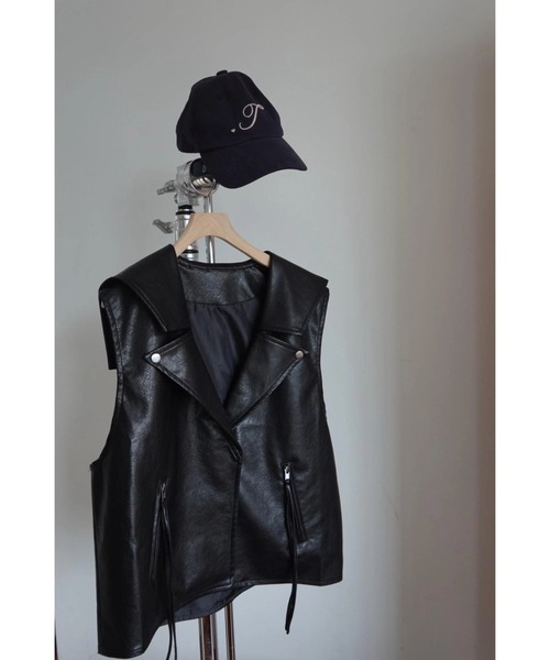 TRUNC（トランクエイティーエイト）の「T LOGO Cap（キャップ・レディース・ネイビー/ボルドー・FREE）」の7枚目の写真