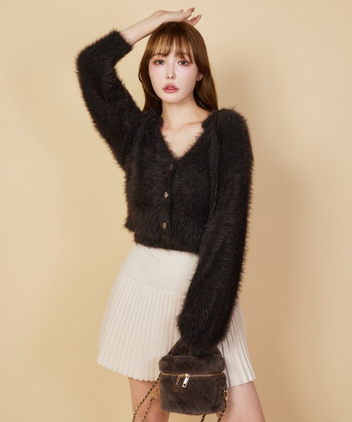 one after another NICE CLAUP（ワンアフターアナザーナイスクラップ）の「【今すぐお届け可能!/セットで着れる】milkyフェザーニットショートカーデ（カーディガン/ボレロ・レディース・ピンク/ダークブラウン/オフホワイト/グレー/サックスブルー・FREE）」の10枚目の写真