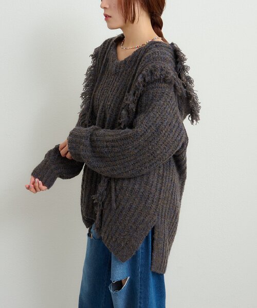 w closet（ダブルクローゼット）の「フード付フリンジMIXニット（ニット/セーター・レディース・アイボリー/チャコールグレー/ブルー/グリーン・FREE）」の15枚目の写真