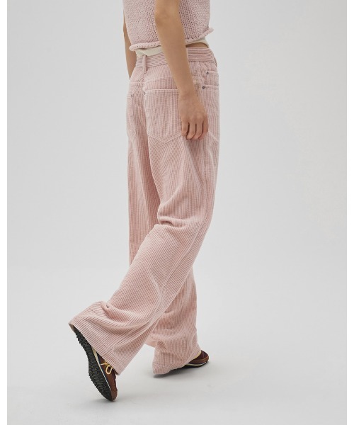 TODAYFUL（トゥデイフル）の「Chunky Corduroy Pants（その他パンツ・レディース・ベビーピンク/ブラック・36inch/38inch）」の14枚目の写真