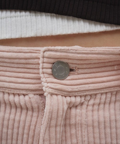 TODAYFUL（トゥデイフル）の「Chunky Corduroy Pants（その他パンツ・レディース・ベビーピンク/ブラック・36inch/38inch）」の16枚目の写真