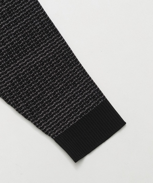 UNITED TOKYO（ユナイテッドトウキョウ）の「【残りわずか】アウトラスト ジャガード クルーネックニット 温度調整素材｜ストレッチ｜イージーケア|冬服|インナー（ニット/セーター・メンズ・ネイビー/アイボリー/ブラック・1/2/3）」の5枚目の写真