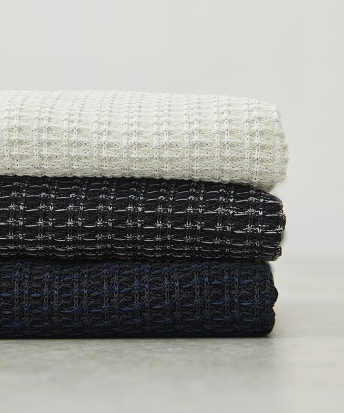 UNITED TOKYO（ユナイテッドトウキョウ）の「【残りわずか】アウトラスト ジャガード クルーネックニット 温度調整素材｜ストレッチ｜イージーケア|冬服|インナー（ニット/セーター・メンズ・ネイビー/アイボリー/ブラック・1/2/3）」の16枚目の写真