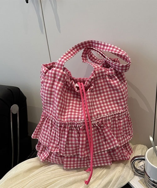 VIBGYOR Women（ヴィブジョー　ウィメン）の「【urge select】ギンガムチェック フリルデザイン ショルダーバッグ（ショルダーバッグ・レディース・ブルー/レッド/ブラック/ピンク・FREE）」の6枚目の写真