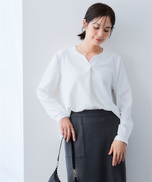 7days Life Styling(セブンデイズライフスタイリング)の「【UVカット】キーネックラウンドヘムプルオーバー ジャージーシリーズ(Tシャツ/カットソー・レディース・オフホワイト/グレー/ブラック・M/L/LL/3L)」の6枚目の写真