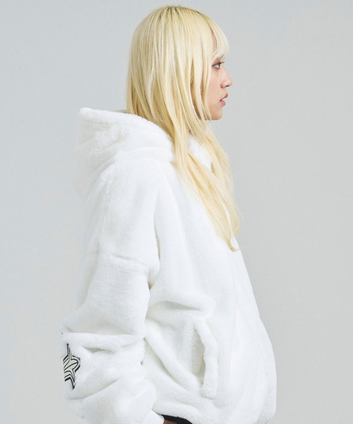 GALLIS ADDICTION（ガリスアディクション）の「GA CROSS-EMBLEM FUR BLOUSON（ブルゾン・メンズ・ホワイト/ブラック・M/L/XL）」の6枚目の写真