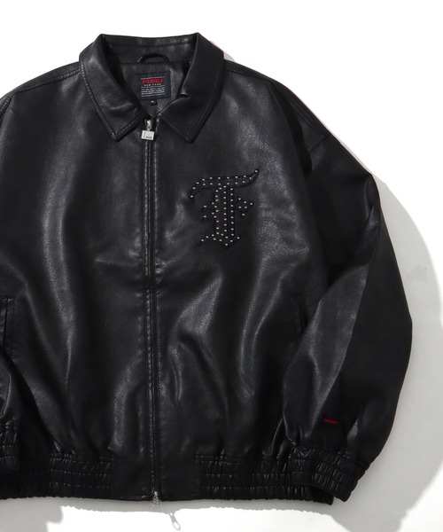 FUBU( フブ)の「【FUBU/フブ】 Faux Leather Studs Patch Jacket / フォウ レザー スタッズ パッチ ジャケット(スタジャン・メンズ・ブラック/ブラウン・M/L/XL)」の2枚目の写真