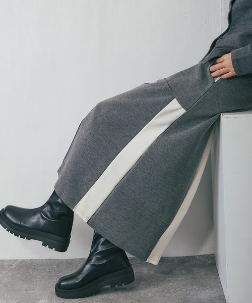 ANOTHER S(アナザーエス)の「配色ロングスカート(スカート・レディース・ブラック/グレー・FREE)」の2枚目の写真