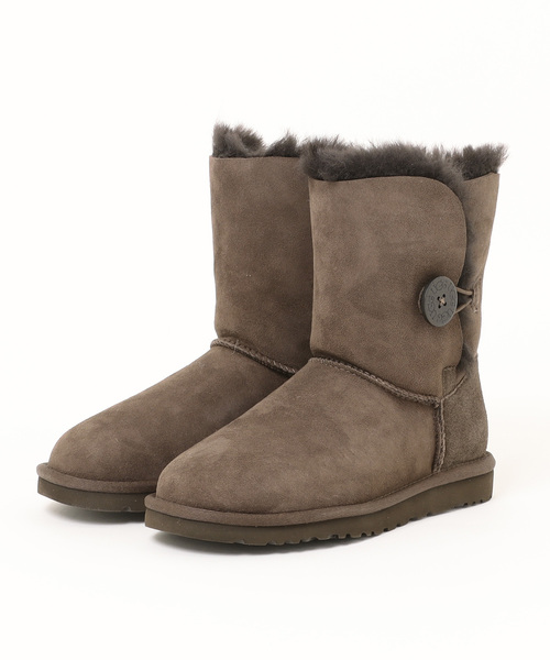 UGG(アグ)の「【RES】【UGG】WOMENS BAILEY BUTTON II ムートンブーツ ベイリーボタン 2(ブーツ・レディース・ネイビー/ブラック/ダークブラウン・US5)」の3枚目の写真