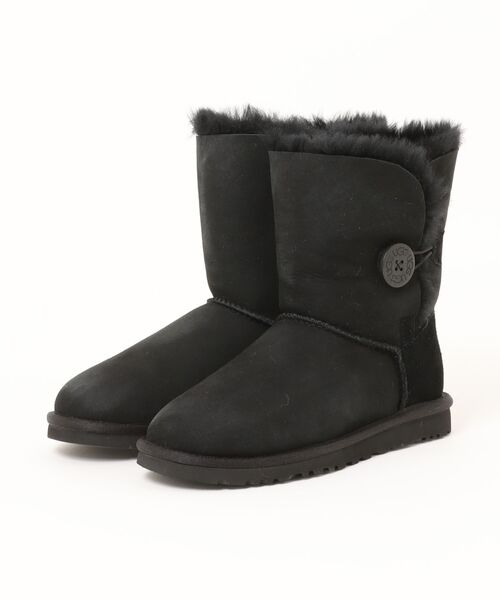 UGG(アグ)の「【RES】【UGG】WOMENS BAILEY BUTTON II ムートンブーツ ベイリーボタン 2(ブーツ・レディース・ネイビー/ブラック/ダークブラウン・US5)」の2枚目の写真