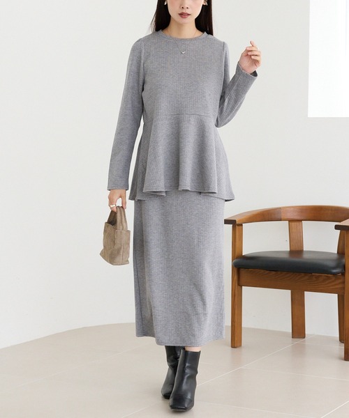 LAVEANGE(ラビアンジェ)の「起毛リブセットアップ(ワンピース・レディース・ブラック/グレー・4L/3L/LL/M)」の2枚目の写真