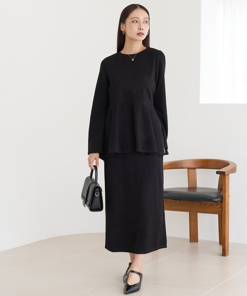 LAVEANGE(ラビアンジェ)の「起毛リブセットアップ(ワンピース・レディース・ブラック/グレー・4L/3L/LL/M)」の3枚目の写真