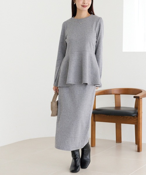 LAVEANGE(ラビアンジェ)の「起毛リブセットアップ(ワンピース・レディース・ブラック/グレー・4L/3L/LL/M)」の12枚目の写真