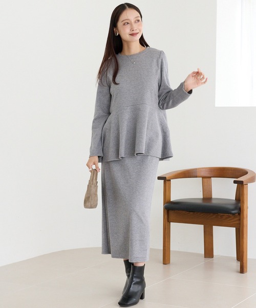 LAVEANGE(ラビアンジェ)の「起毛リブセットアップ(ワンピース・レディース・ブラック/グレー・4L/3L/LL/M)」の15枚目の写真