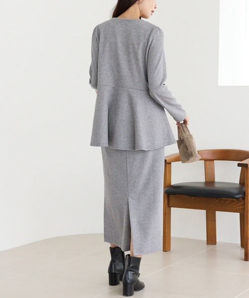 LAVEANGE(ラビアンジェ)の「起毛リブセットアップ(ワンピース・レディース・ブラック/グレー・4L/3L/LL/M)」の18枚目の写真