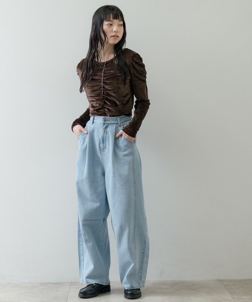 GALLEST（ギャレスト）の「【一部店舗限定】シアーベロアシャーリングカットソー（Tシャツ/カットソー・レディース・チャコールグレー/ブラック/ブラウン系その他・38）」の18枚目の写真