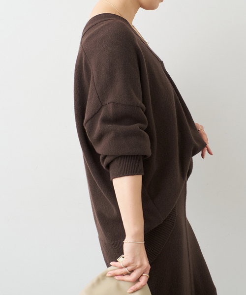 Deuxieme Classe（ドゥーズィエムクラス）の「*OLBIA Vネック プル