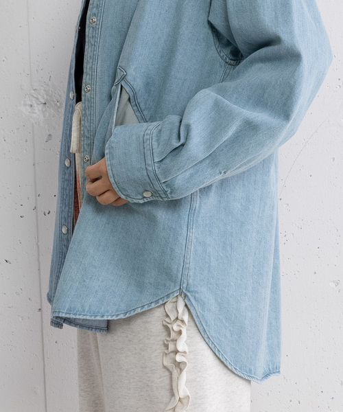 POU DOU DOU(プードゥドゥ)の「ウエスタンヨークデニムシャツ(シャツ/ブラウス・レディース・インディゴブルー/パープル系・M)」の19枚目の写真