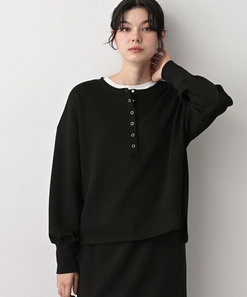 Dessin(デッサン)の「【セットアップ可/洗える】ヘンリーネックプルオーバー(Tシャツ/カットソー・レディース・ブラック/ブラウン系その他・01/02)」の2枚目の写真