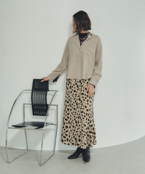 YECCA VECCA(イェッカヴェッカ)の「アニマル柄プリントマーメイドスカート(スカート・レディース・ベージュ/ブラウン・FREE)」の7枚目の写真