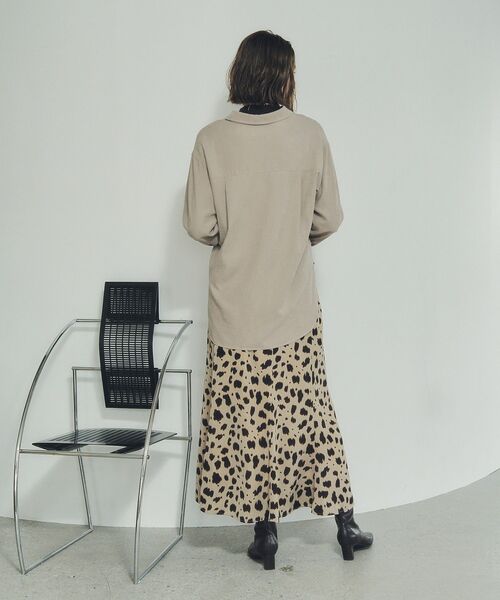 YECCA VECCA(イェッカヴェッカ)の「アニマル柄プリントマーメイドスカート(スカート・レディース・ベージュ/ブラウン・FREE)」の10枚目の写真