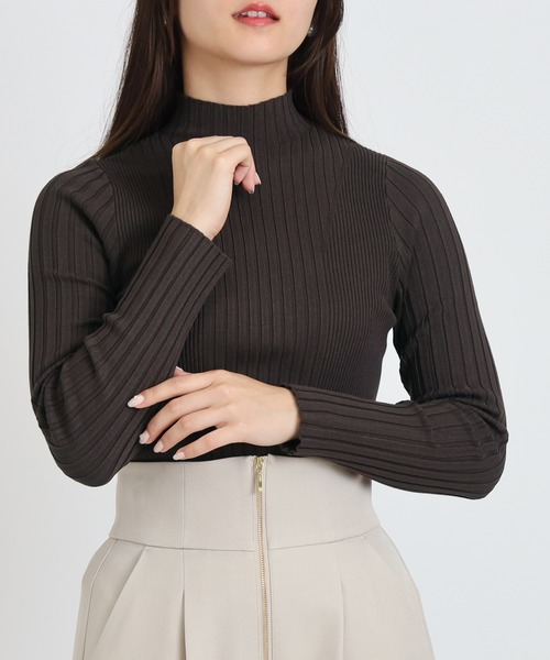 TRUDEA(トルディア)の「ランダムリブニット(ニット/セーター・レディース・ブラウン/ベージュ/ブラック/ワイン・MEDIUM/LARGE)」の17枚目の写真