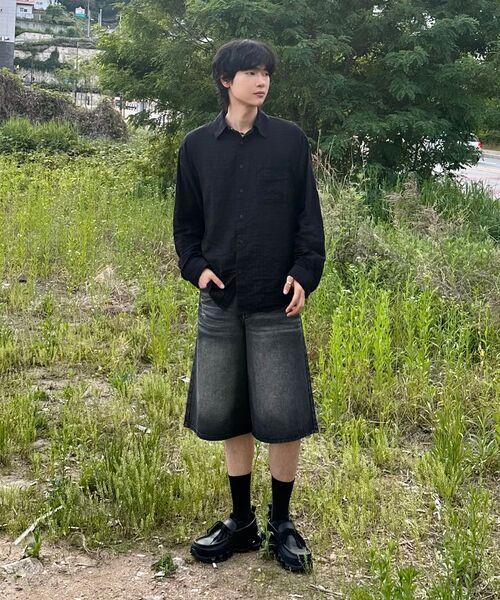 DNSR(ディーエヌエスアール)の「シグネチャーバミューダデニムパンツブラック(その他パンツ・メンズ・その他・LARGE/MEDIUM/SMALL/X-LARGE)」の5枚目の写真