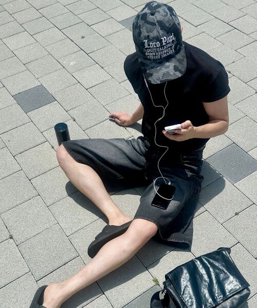 DNSR(ディーエヌエスアール)の「シグネチャーバミューダデニムパンツブラック(その他パンツ・メンズ・その他・LARGE/MEDIUM/SMALL/X-LARGE)」の13枚目の写真